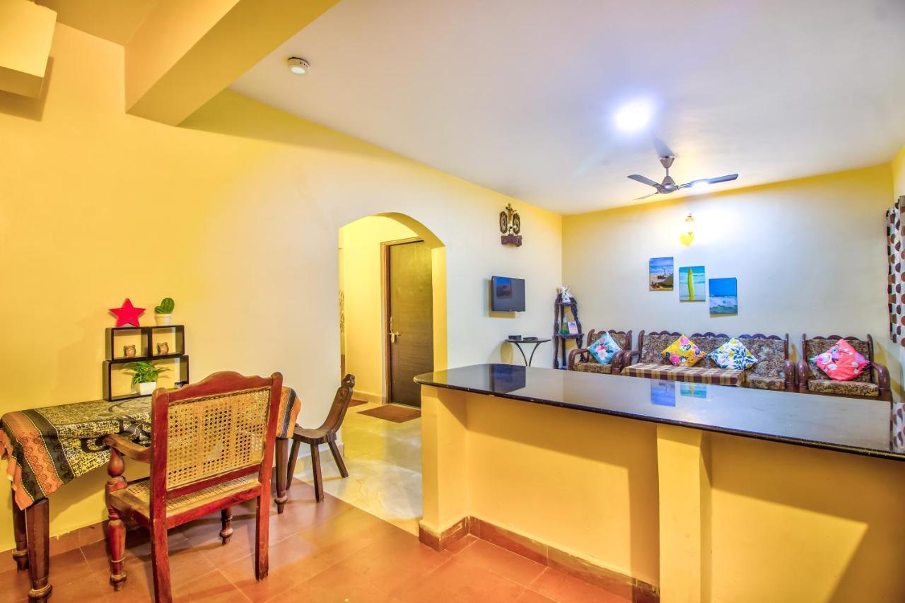 Stanleys Guest House Baga Exterior photo