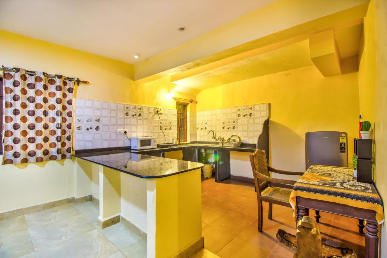 Stanleys Guest House Baga Exterior photo