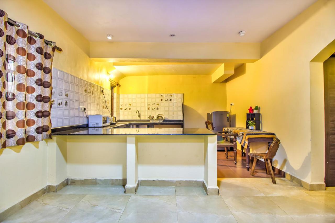 Stanleys Guest House Baga Exterior photo
