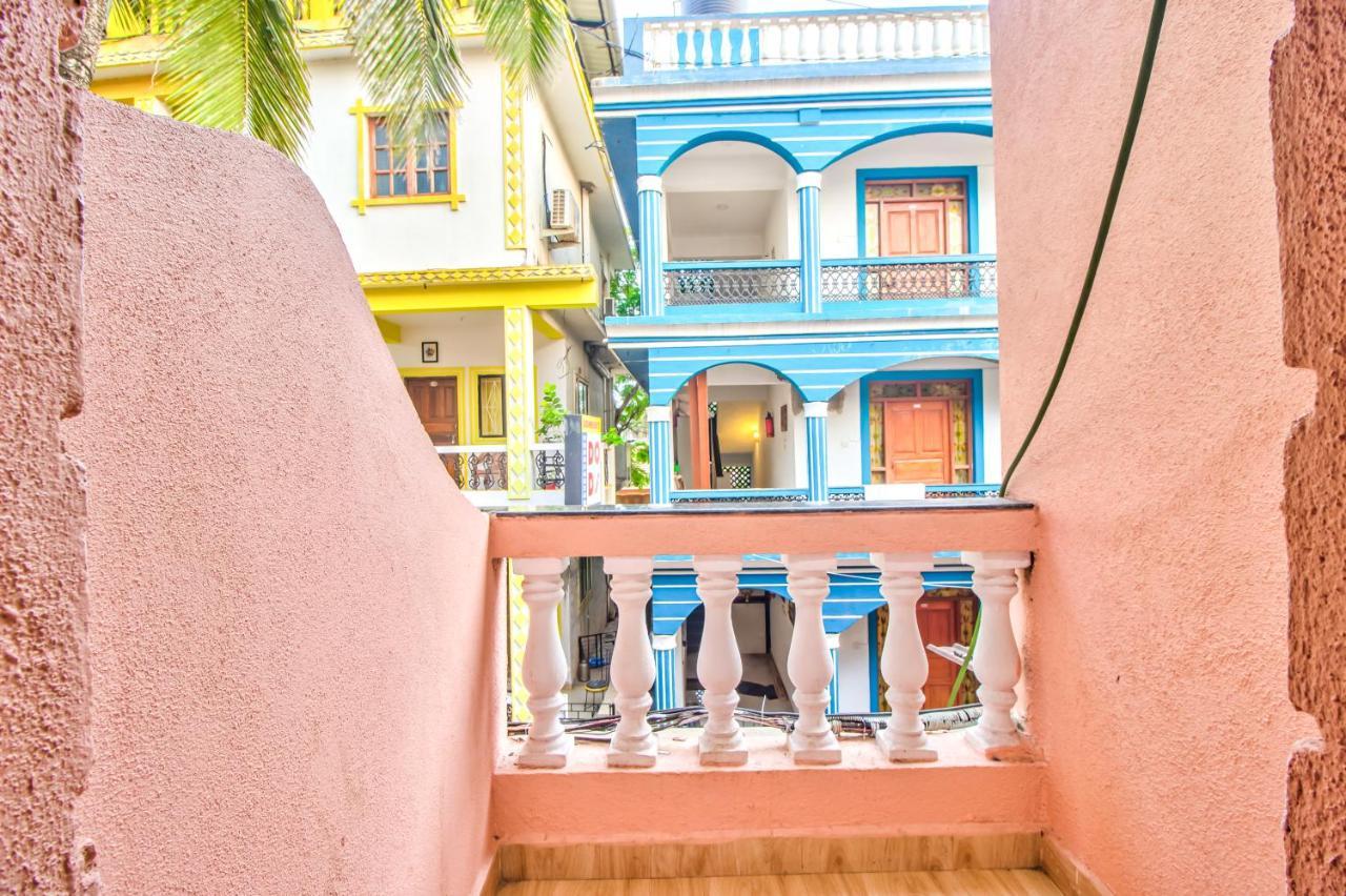 Stanleys Guest House Baga Exterior photo